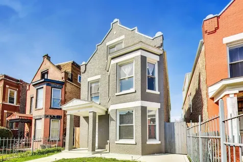 4318 West Cullerton Street Chicago IL 60623