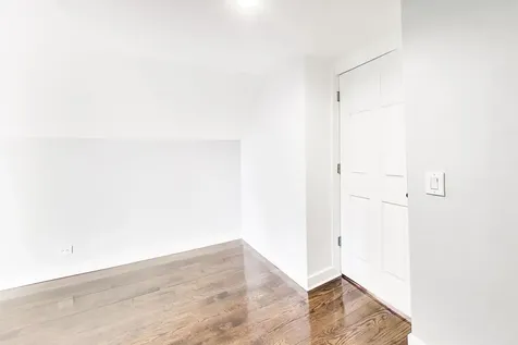 4318 West Cullerton Street Chicago IL 60623