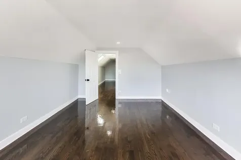 4318 West Cullerton Street Chicago IL 60623
