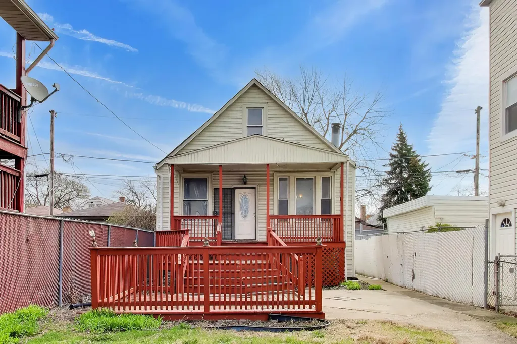 1649 North Latrobe Avenue Chicago IL 60639