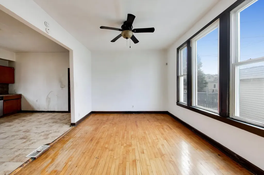 1649 North Latrobe Avenue Chicago IL 60639