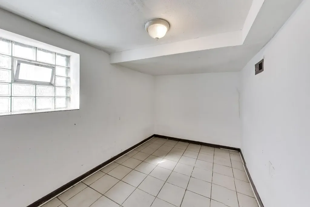 1649 North Latrobe Avenue Chicago IL 60639