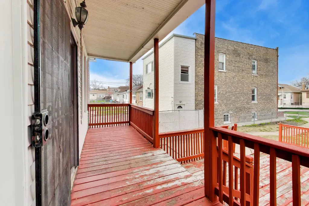 1649 North Latrobe Avenue Chicago IL 60639
