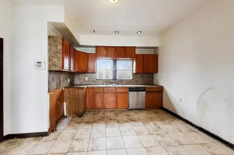 1649 North Latrobe Avenue Chicago IL 60639