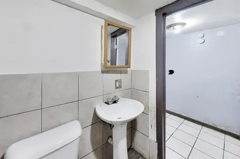 1649 North Latrobe Avenue Chicago IL 60639