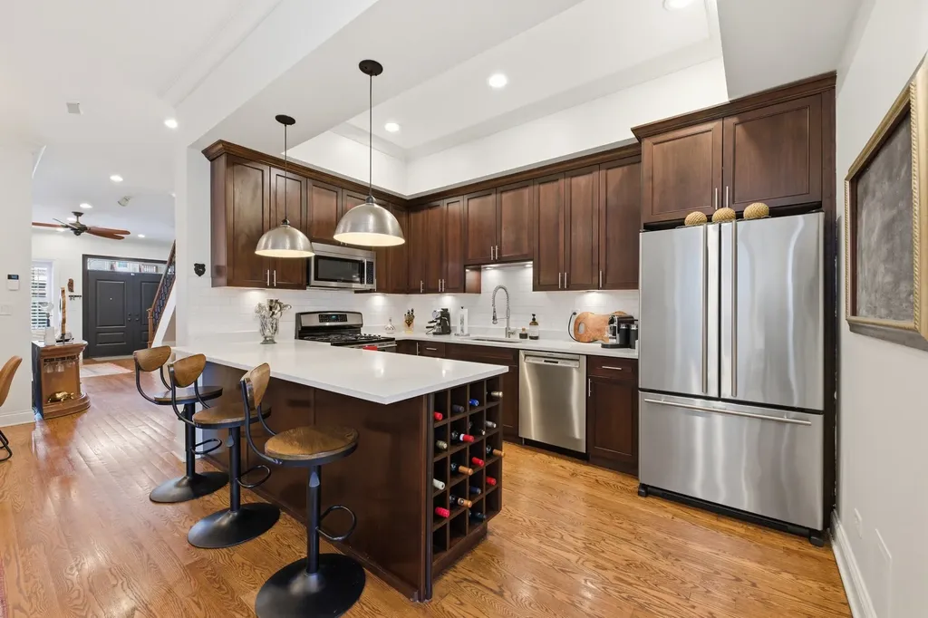 1610 West Ohio Street Chicago IL 60622