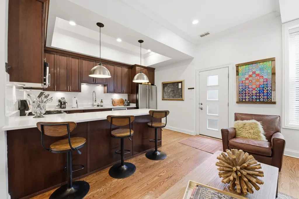 1610 West Ohio Street Chicago IL 60622