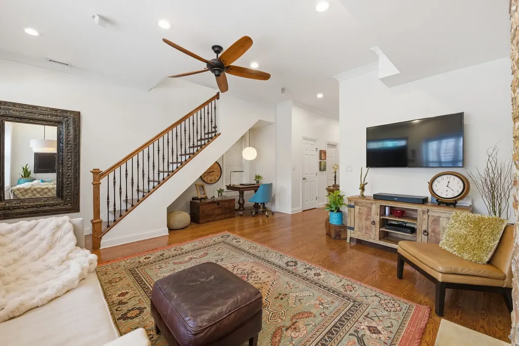 1610 West Ohio Street Chicago IL 60622