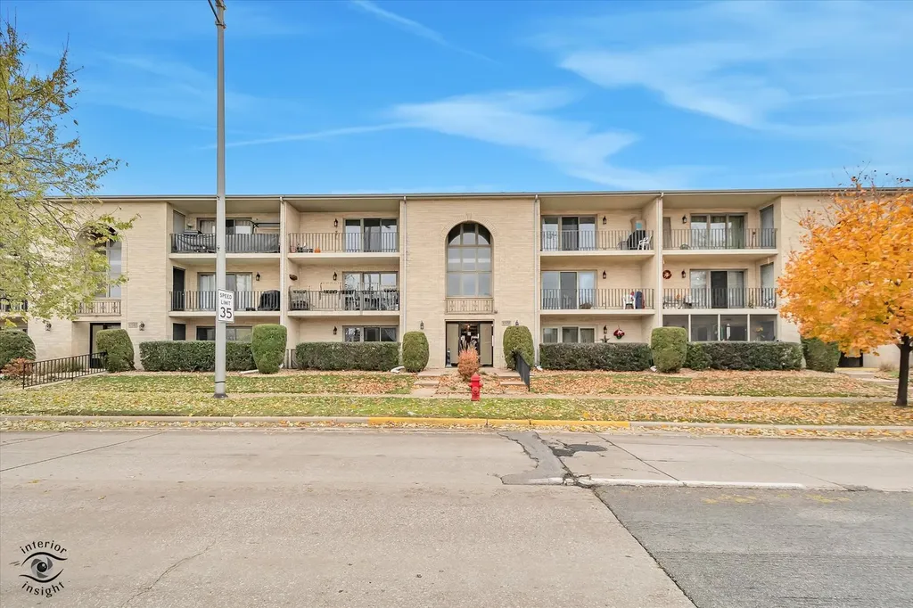 10538 Central Avenue Chicago Ridge IL 60415