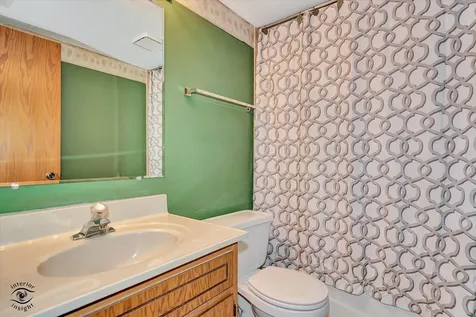10538 Central Avenue Chicago Ridge IL 60415