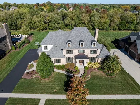 39W364 Longmeadow Lane St. Charles IL 60175
