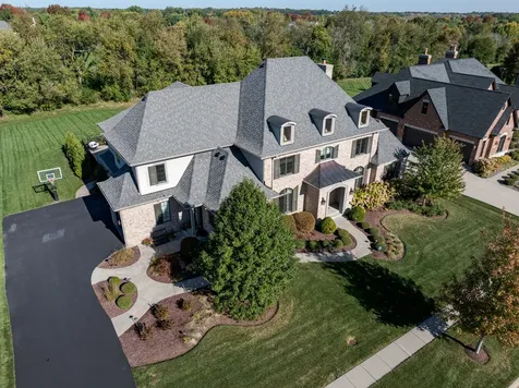 39W364 Longmeadow Lane St. Charles IL 60175