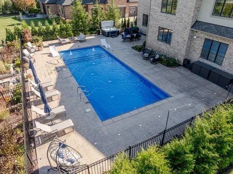 39W364 Longmeadow Lane St. Charles IL 60175