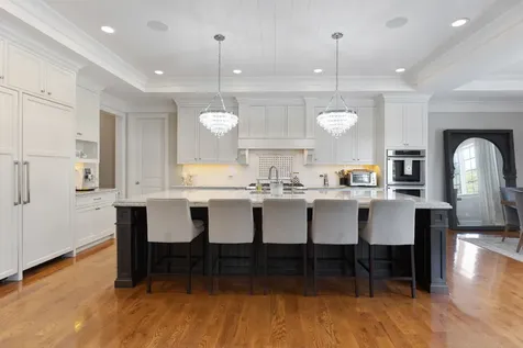 39W364 Longmeadow Lane St. Charles IL 60175