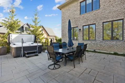 39W364 Longmeadow Lane St. Charles IL 60175