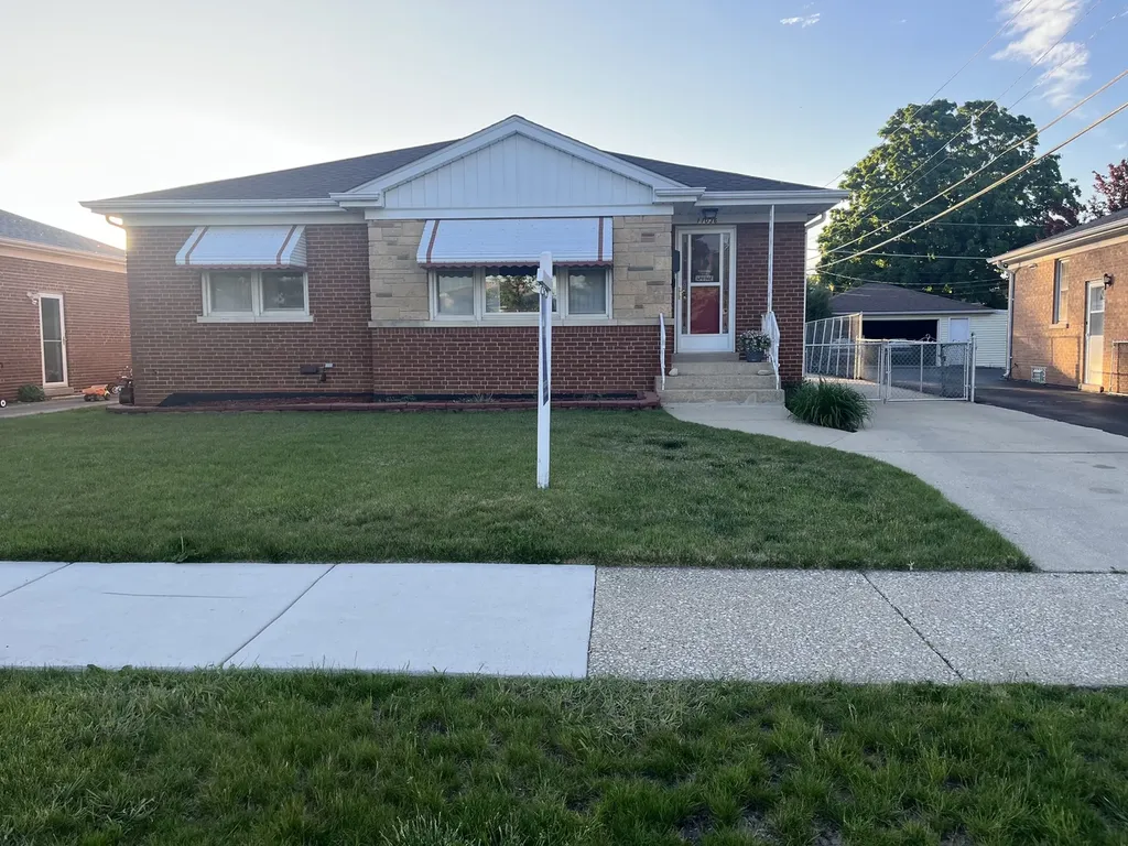 11036 Shaw Street Westchester IL 60154