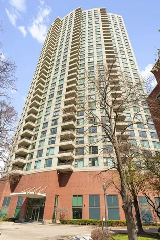501 North Clinton Street Chicago IL 60654