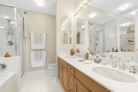 501 North Clinton Street Chicago IL 60654
