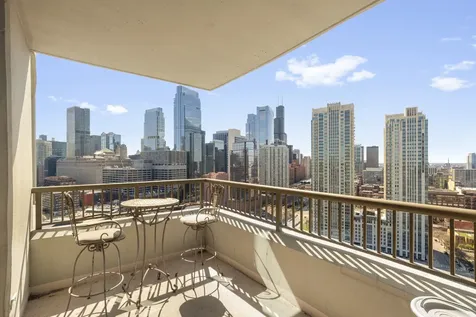 501 North Clinton Street Chicago IL 60654