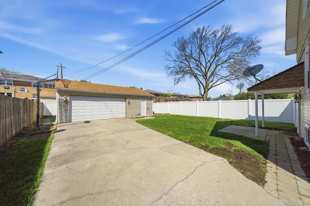 4636 Custer Avenue Brookfield IL 60513