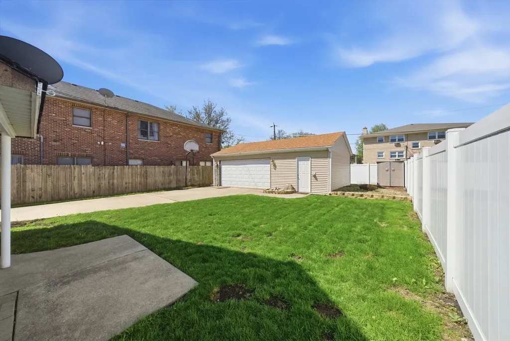 4636 Custer Avenue Brookfield IL 60513