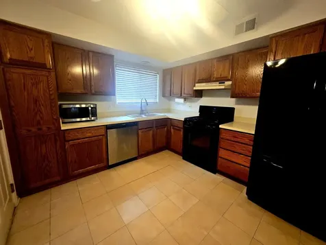 7867 North Caldwell Avenue Niles IL 60714