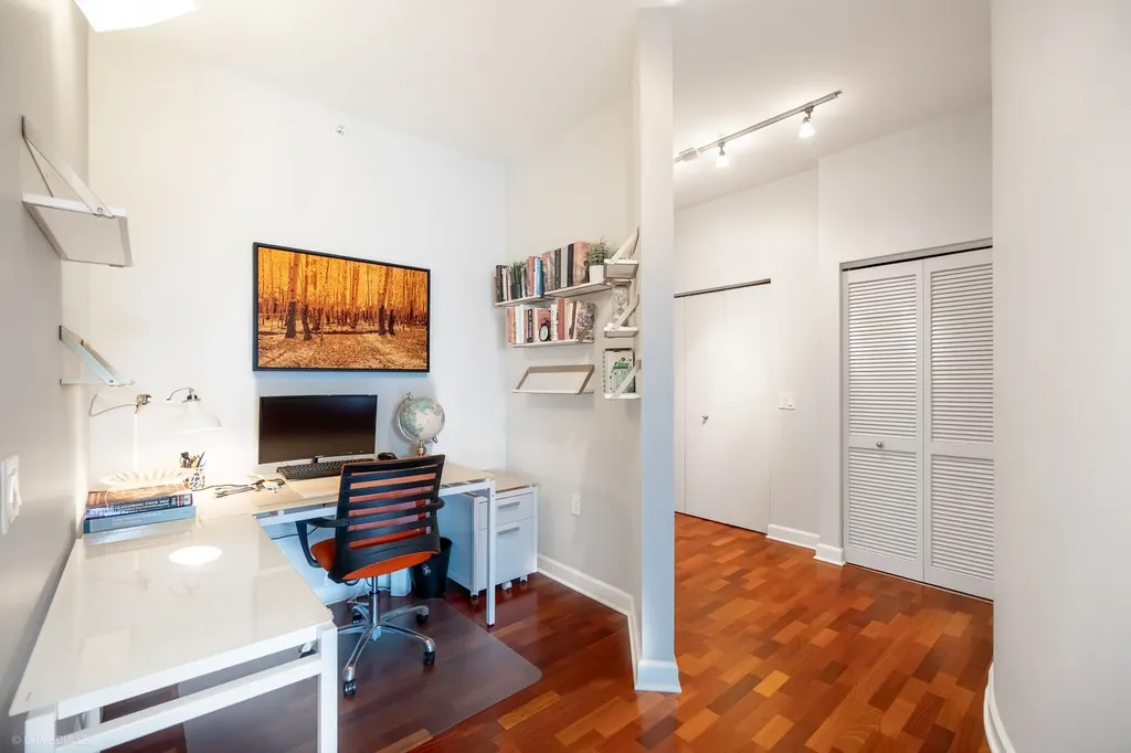 1235 South Prairie Avenue Chicago IL 60605