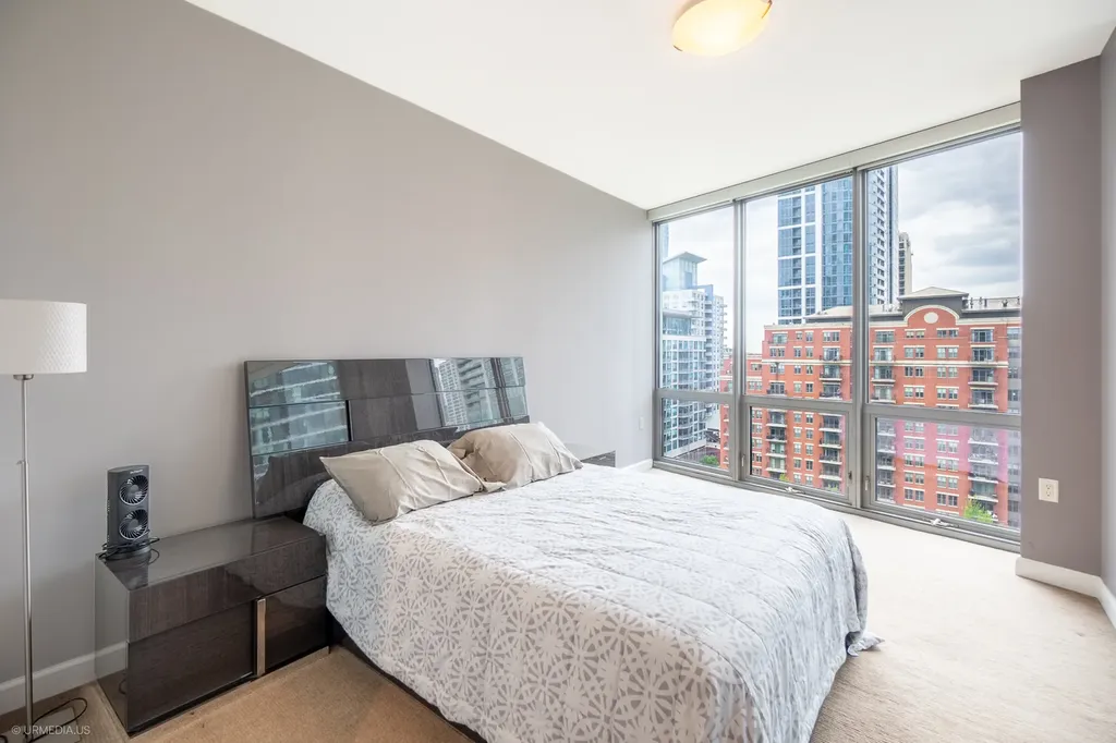 1235 South Prairie Avenue Chicago IL 60605
