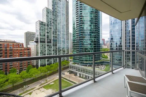 1235 South Prairie Avenue Chicago IL 60605