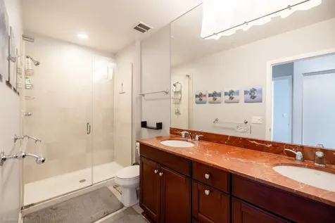1235 South Prairie Avenue Chicago IL 60605