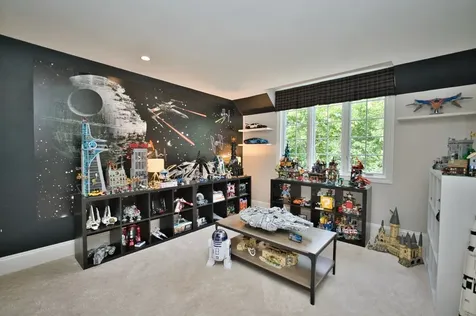560 Jacqulyn Lane Lake Forest IL 60045
