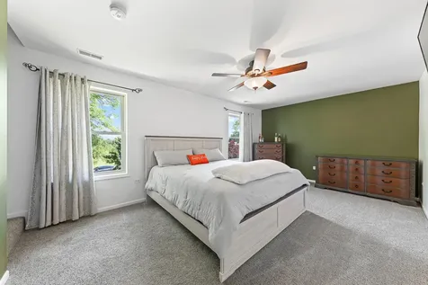 220 Pfaff Drive Frankfort IL 60423