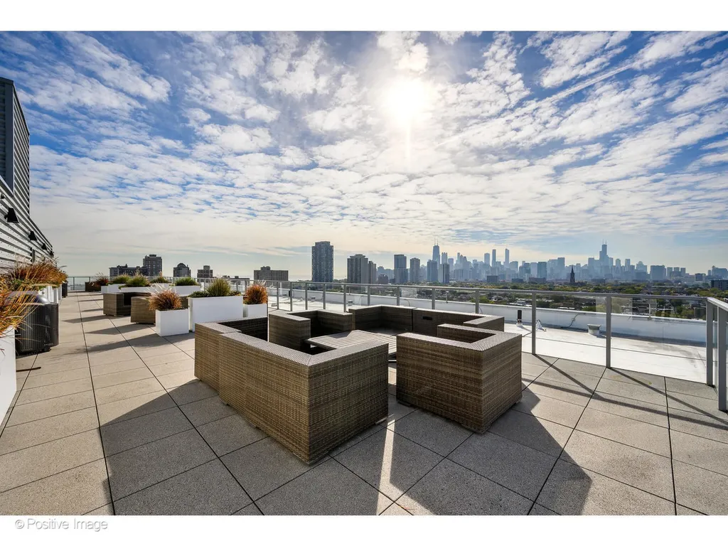 540 West Webster Avenue Chicago IL 60614