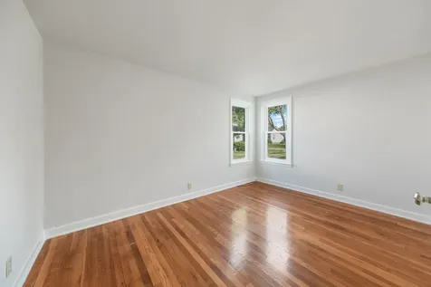 313 East Pembroke Street Tuscola IL 61953