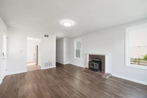 313 East Pembroke Street Tuscola IL 61953