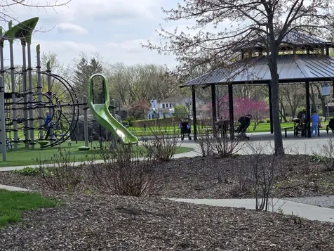 1955 North Stillwater Road Arlington Heights IL 60004