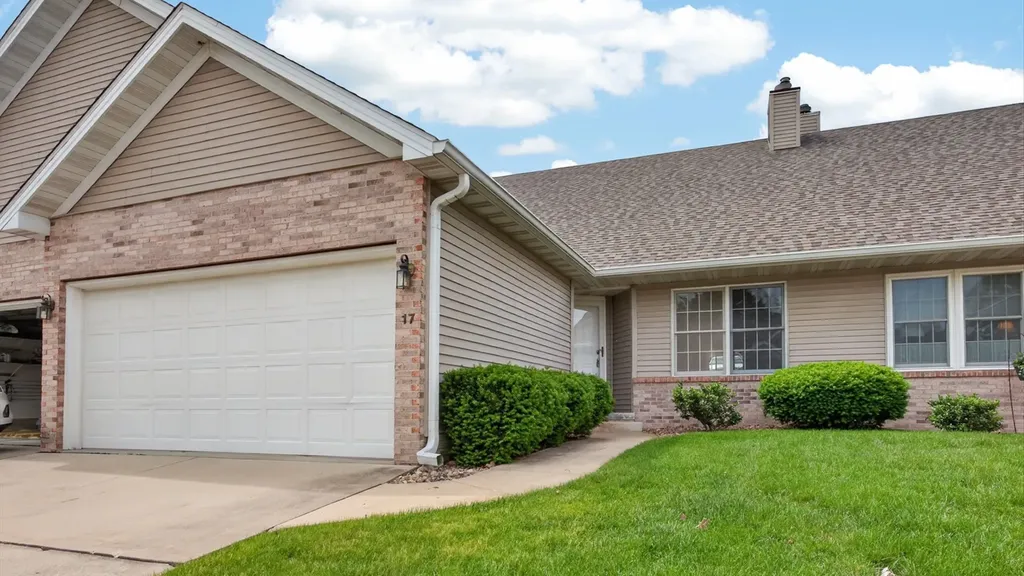 107 North Blair Drive Normal IL 61761