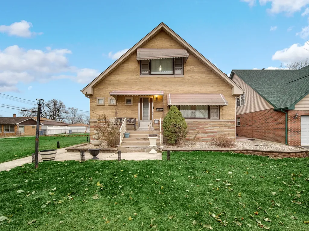 15817 Union Avenue Harvey IL 60426