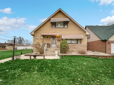 15817 Union Avenue Harvey IL 60426