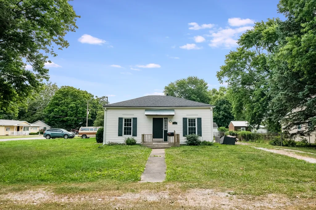 701 South Embarras Avenue Tuscola IL 61953
