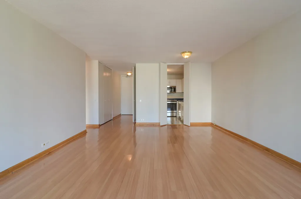 405 North Wabash Avenue Chicago IL 60611