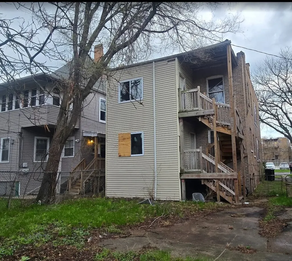 7530 South Eggleston Avenue Chicago IL 60620