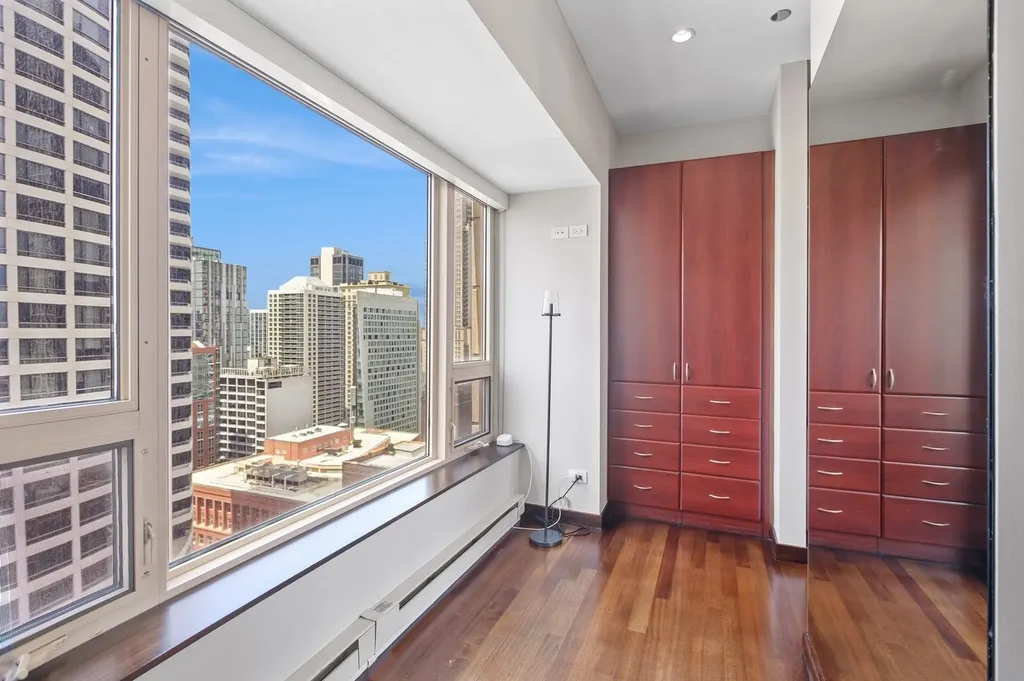 800 North Michigan Avenue Chicago IL 60611