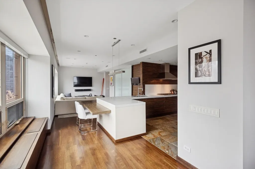 800 North Michigan Avenue Chicago IL 60611