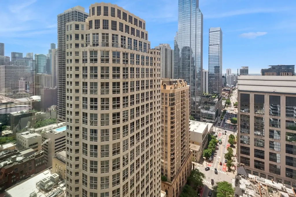 800 North Michigan Avenue Chicago IL 60611