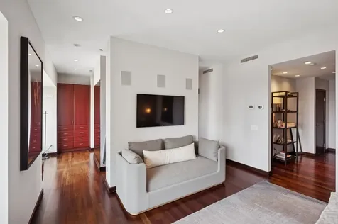 800 North Michigan Avenue Chicago IL 60611