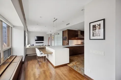 800 North Michigan Avenue Chicago IL 60611