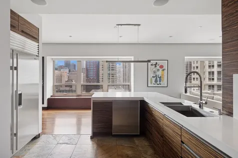 800 North Michigan Avenue Chicago IL 60611