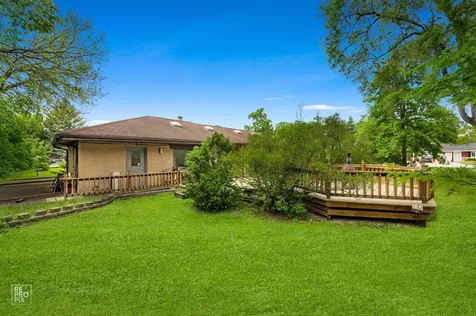 16W721 Red Oak Street Bensenville IL 60106