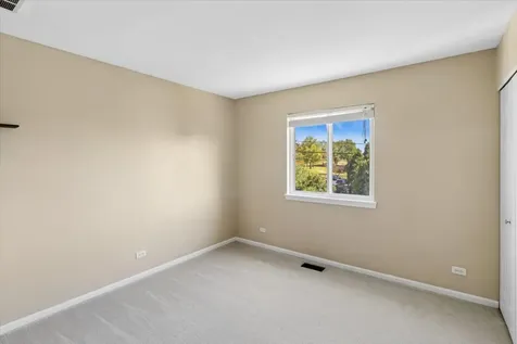 2010 Orchard Lane Carpentersville IL 60110